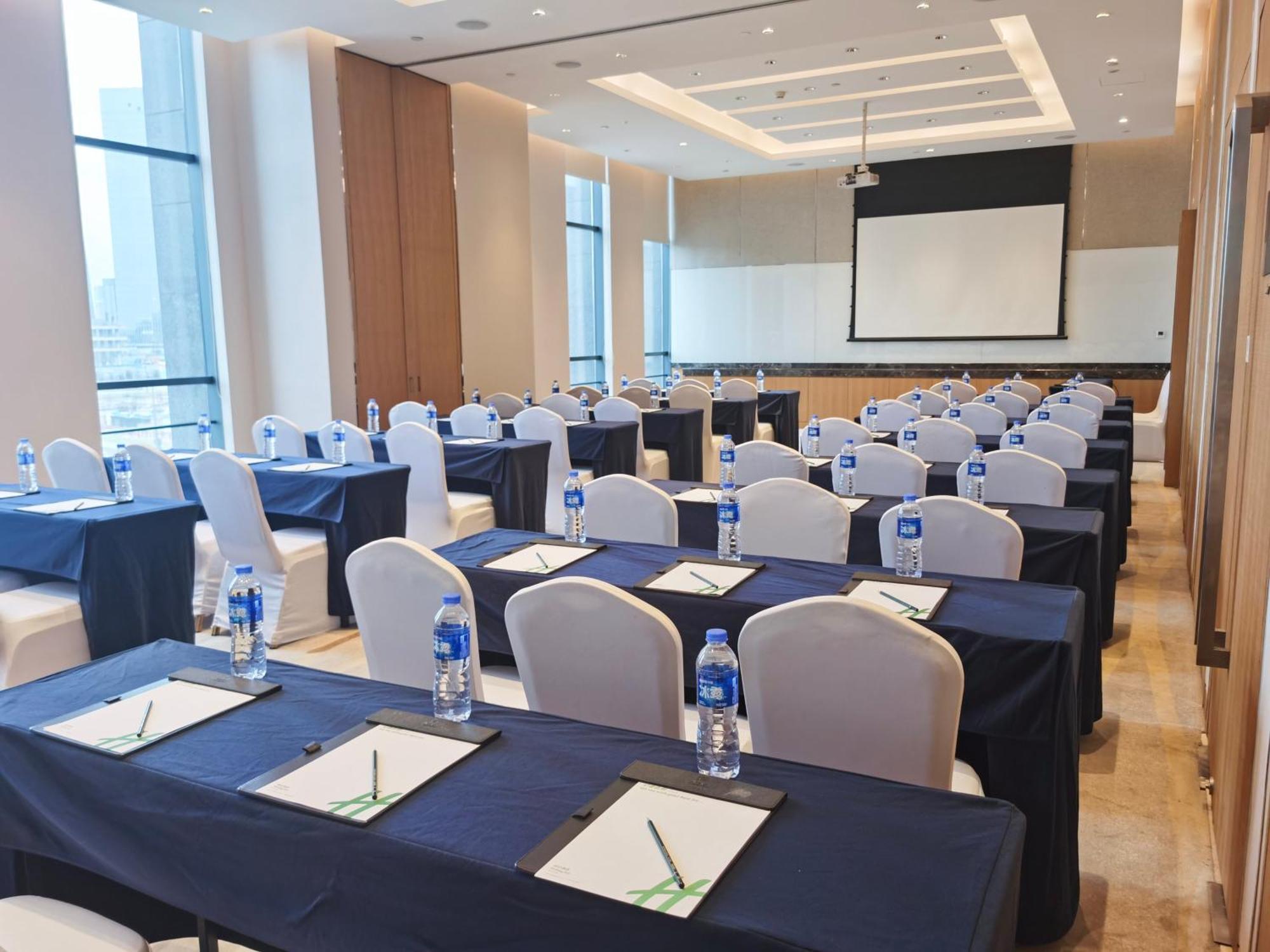 Holiday Inn Chengdu Qinhuang, an IHG Hotel Ngoại thất bức ảnh